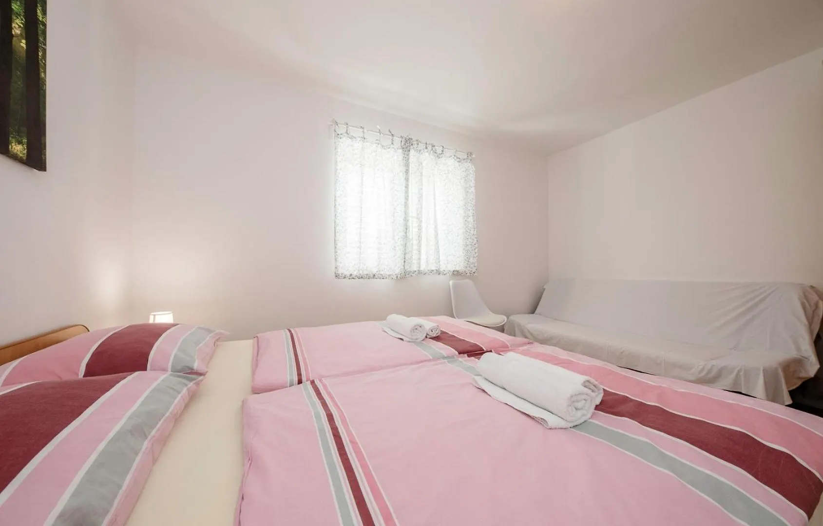 Гостевой дом Apartments Marija Кампор